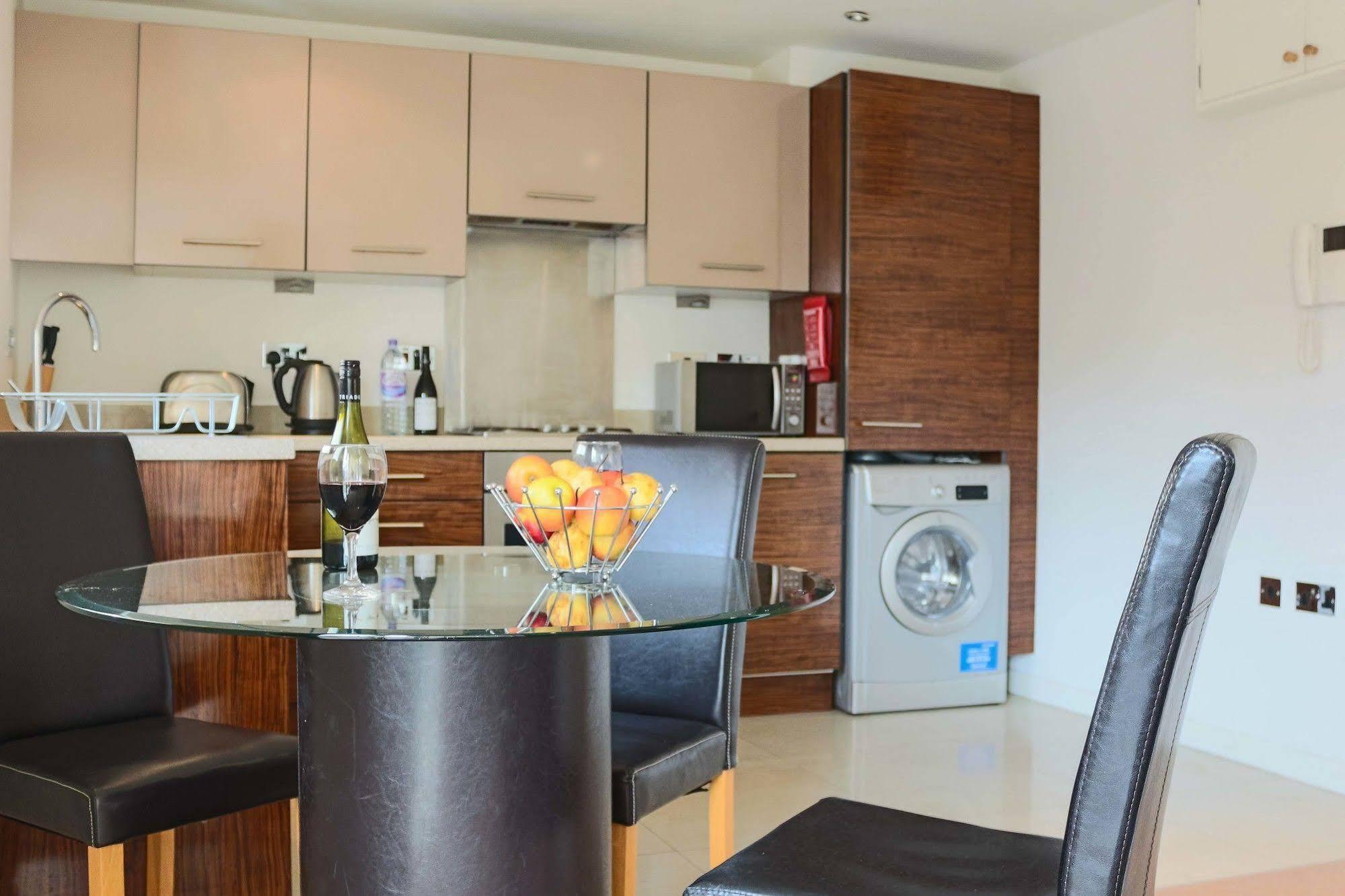 Southampton Apartamentos con servicio Exterior foto