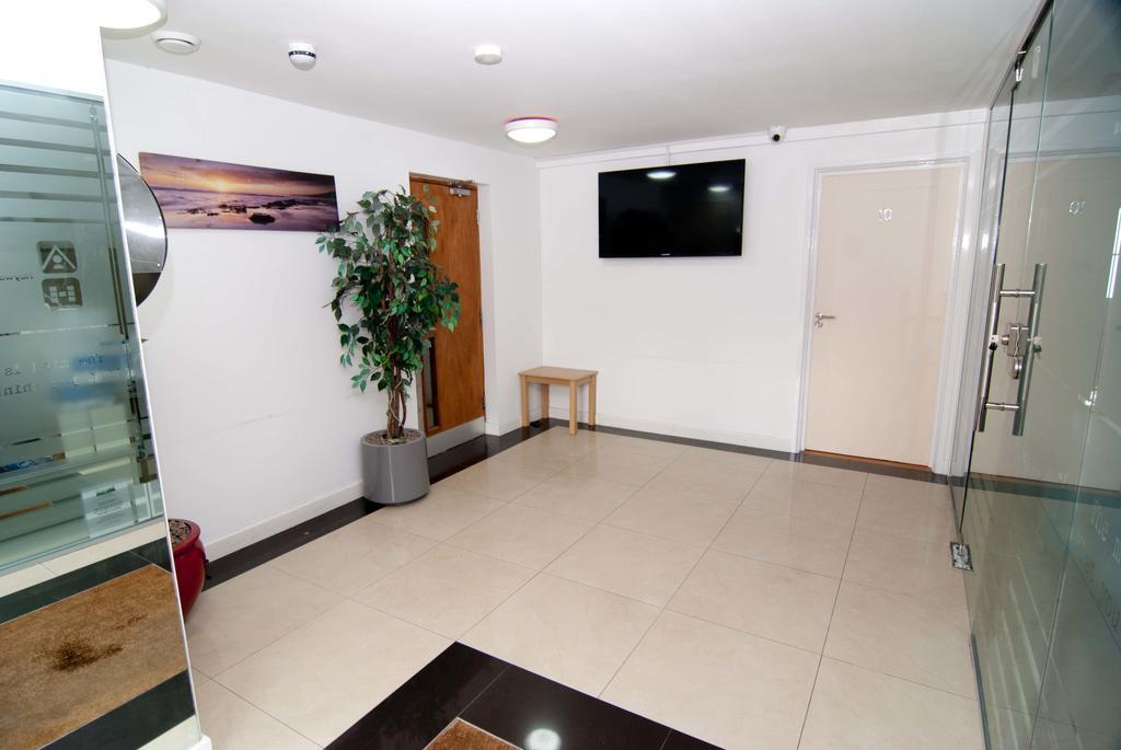 Southampton Apartamentos con servicio Exterior foto