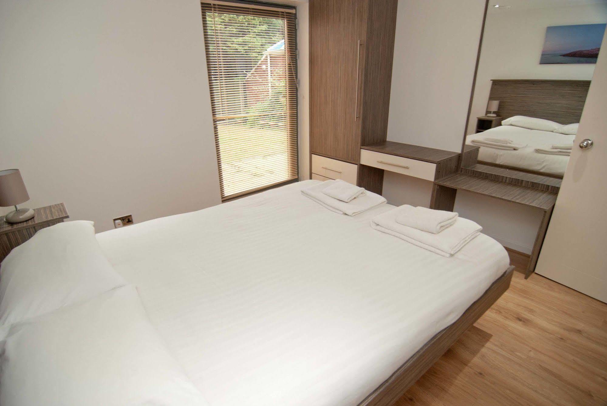 Southampton Apartamentos con servicio Exterior foto